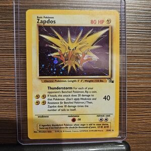 Pokemon Zapdos Holographic Trading Card